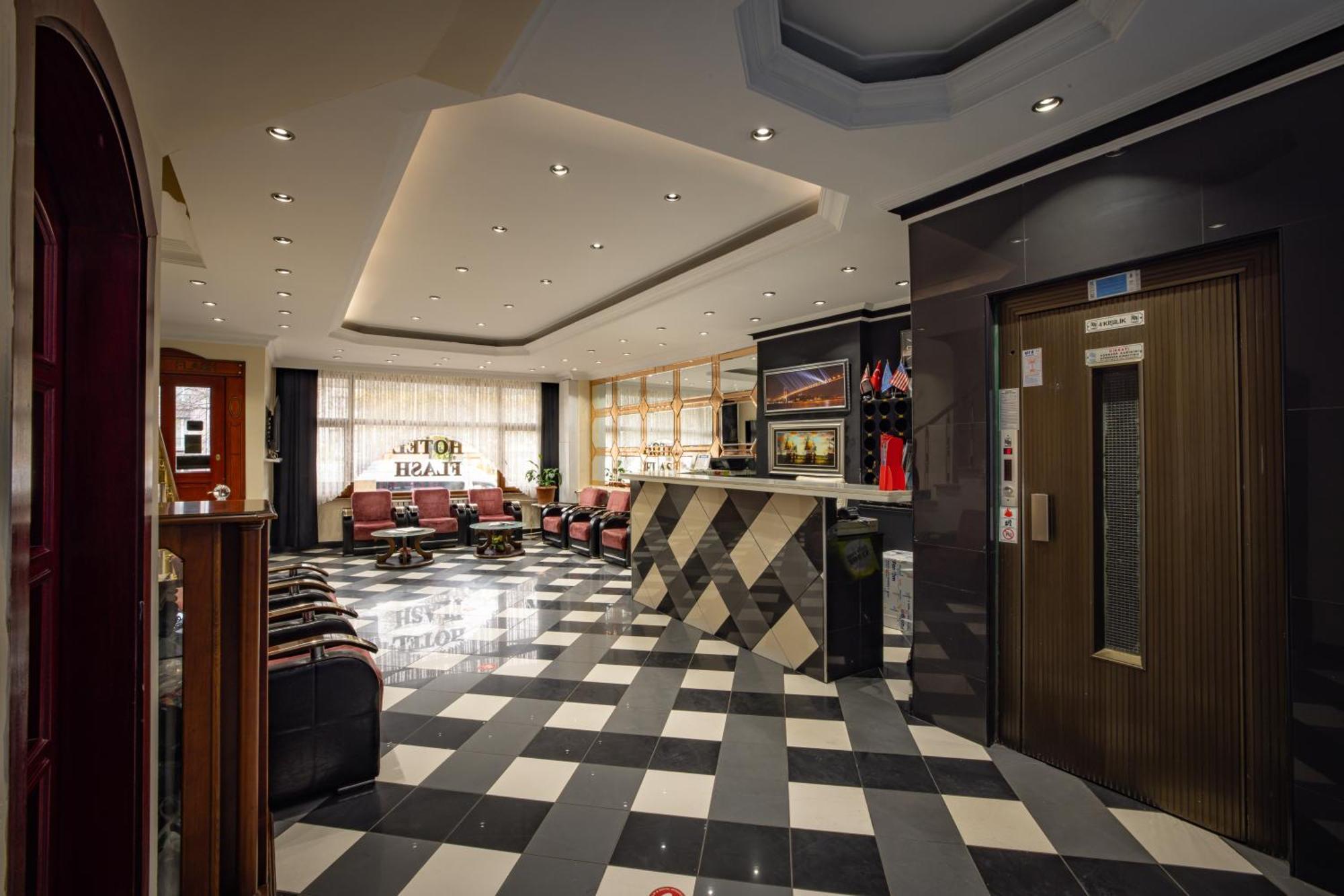 Hotel Flash — Fotoğraflar 1